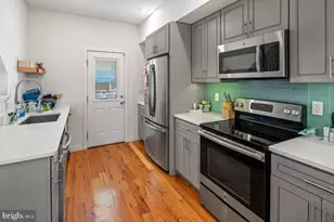 1719 Erdman St, Philadelphia, PA 19130 - Photo 7