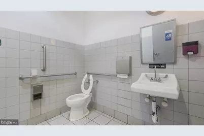 2200 Arch Street #103, Philadelphia, PA 19103 - Photo 33