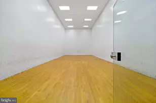 325 Bainbridge St, Philadelphia, PA 19147 - Photo 23