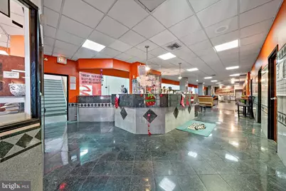 325 Bainbridge Street, Philadelphia, PA 19147 - Photo 17