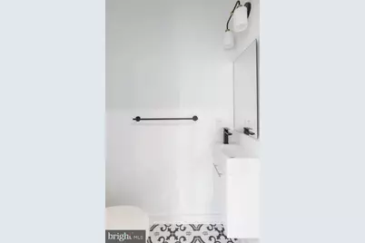 719 N 16th Street, Philadelphia, PA 19130 - Photo 11