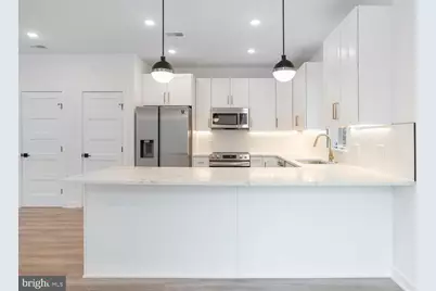 719 N 16th Street, Philadelphia, PA 19130 - Photo 9