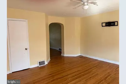 1127 E Cheltenham Avenue, Philadelphia, PA 19124 - Photo 3