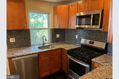 1647 N Marshall Street, Philadelphia, PA 19122 - Photo 5