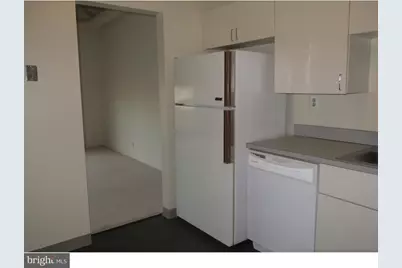 3 N Columbus Boulevard #405, Philadelphia, PA 19106 - Photo 5