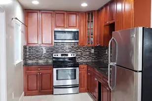 2811 Cantrell St, Philadelphia, PA 19145 - Photo 3