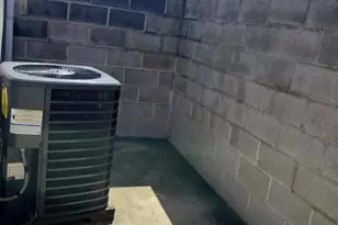 2050 E Cambria St, Philadelphia, PA 19134 - Photo 7