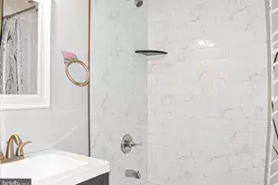 2440 W Jefferson St, Philadelphia, PA 19121 - Photo 15