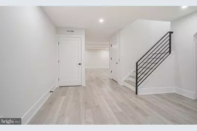 2002 Renaissance Walk # 2, Philadelphia, PA 19145 - Photo 9