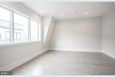 2002 Renaissance Walk # 2, Philadelphia, PA 19145 - Photo 51