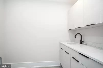 2002 Renaissance Walk # 2, Philadelphia, PA 19145 - Photo 39