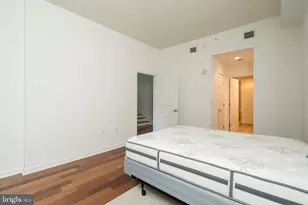 22 S Front St, Philadelphia, PA 19106 - Photo 17