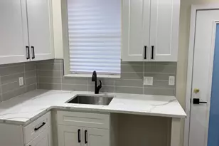 2829 Cantrell St, Philadelphia, PA 19145 - Photo 9