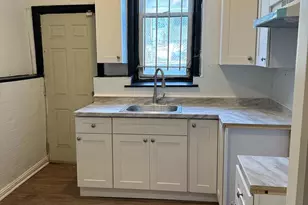 320 S 56th St, Philadelphia, PA 19143 - Photo 9