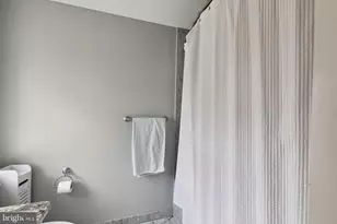 1701 Locust St, Philadelphia, PA 19103 - Photo 17