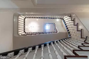 2212 St James Pl, Philadelphia, PA 19103 - Photo 13