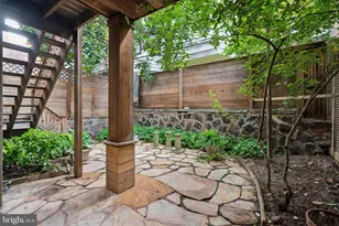 2212 St James Pl, Philadelphia, PA 19103 - Photo 63