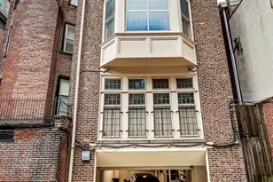 1827 Delancey Pl, Philadelphia, PA 19103 - Photo 5