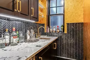 1827 Delancey Pl, Philadelphia, PA 19103 - Photo 15