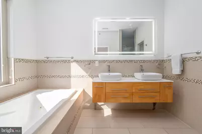 629 S 13th Street #A, Philadelphia, PA 19147 - Photo 43