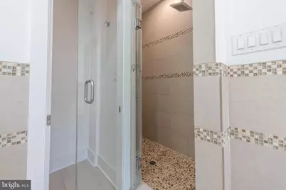 629 S 13th Street #A, Philadelphia, PA 19147 - Photo 45