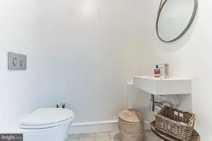 1108 Pine St, Philadelphia, PA 19107 - Photo 31