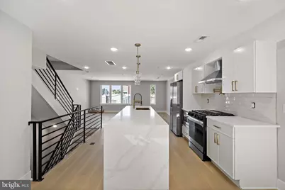 1811 S Orianna St #UNIT B, Philadelphia, PA 19148 - Photo 11