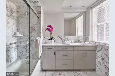 135 S 18th Street #PLATINUM1BED+DEN, Philadelphia, PA 19103 - Photo 5