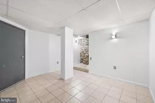 1201 S 5th St, Philadelphia, PA 19147 - Photo 25