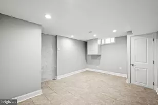 1534 S Bambrey St, Philadelphia, PA 19146 - Photo 21