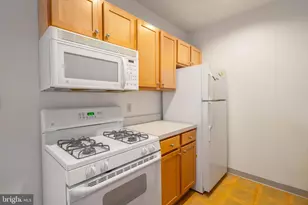 1100 Vine St, Philadelphia, PA 19107 - Photo 9