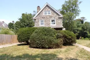 2217 Georges Ln, Philadelphia, PA 19131 - Photo 5