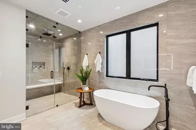 338 S Hicks Street, Philadelphia, PA 19102 - Photo 19