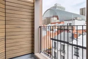 338 S Hicks St, Philadelphia, PA 19102 - Photo 13