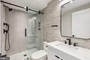 338 S Hicks St, Philadelphia, PA 19102 - Photo 53