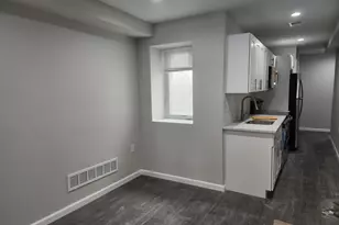 2025 N 16th St, Philadelphia, PA 19121 - Photo 9