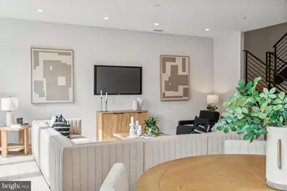 160 N 2nd Street #302, Philadelphia, PA 19106 - Photo 11