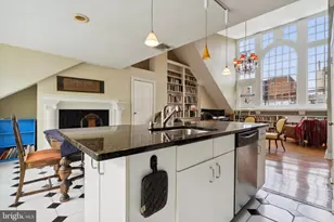 905 Clinton St, Philadelphia, PA 19107 - Photo 9