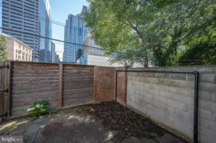 127 N 20th St, Philadelphia, PA 19103 - Photo 5