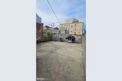 1542 N 15th Street, Philadelphia, PA 19121 - Photo 29