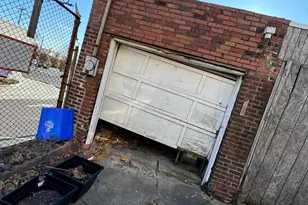 7233 Marsden St, Philadelphia, PA 19135 - Photo 3