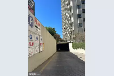 604 S Washington Square #1313, Philadelphia, PA 19106 - Photo 5