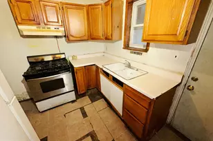 2019 Manton St, Philadelphia, PA 19146 - Photo 9