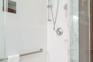 2201 Green St, Philadelphia, PA 19130 - Photo 37