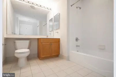 717 S Chris Columbus Boulevard #1210, Philadelphia, PA 19147 - Photo 23