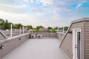 85 E Sharpnack St, Philadelphia, PA 19119 - Photo 13