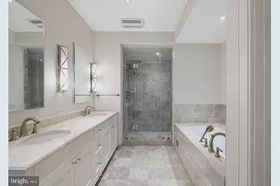 130 S 18th Street #2801, Philadelphia, PA 19103 - Photo 19