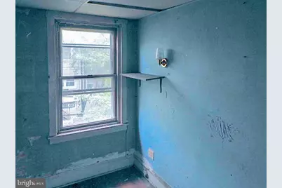 2547 Bonaffon Street, Philadelphia, PA 19142 - Photo 21