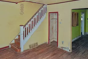 2547 Bonaffon St, Philadelphia, PA 19142 - Photo 7