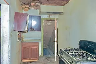 2547 Bonaffon St, Philadelphia, PA 19142 - Photo 17